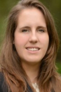 Anna Shavers Headshot